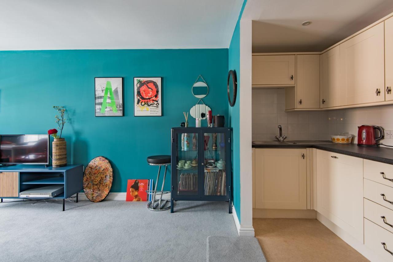 Blackhorse Loft - Spacious Apartment By The Sea Deal Esterno foto